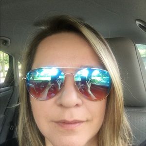 Meet your Posher, Justyjustyna